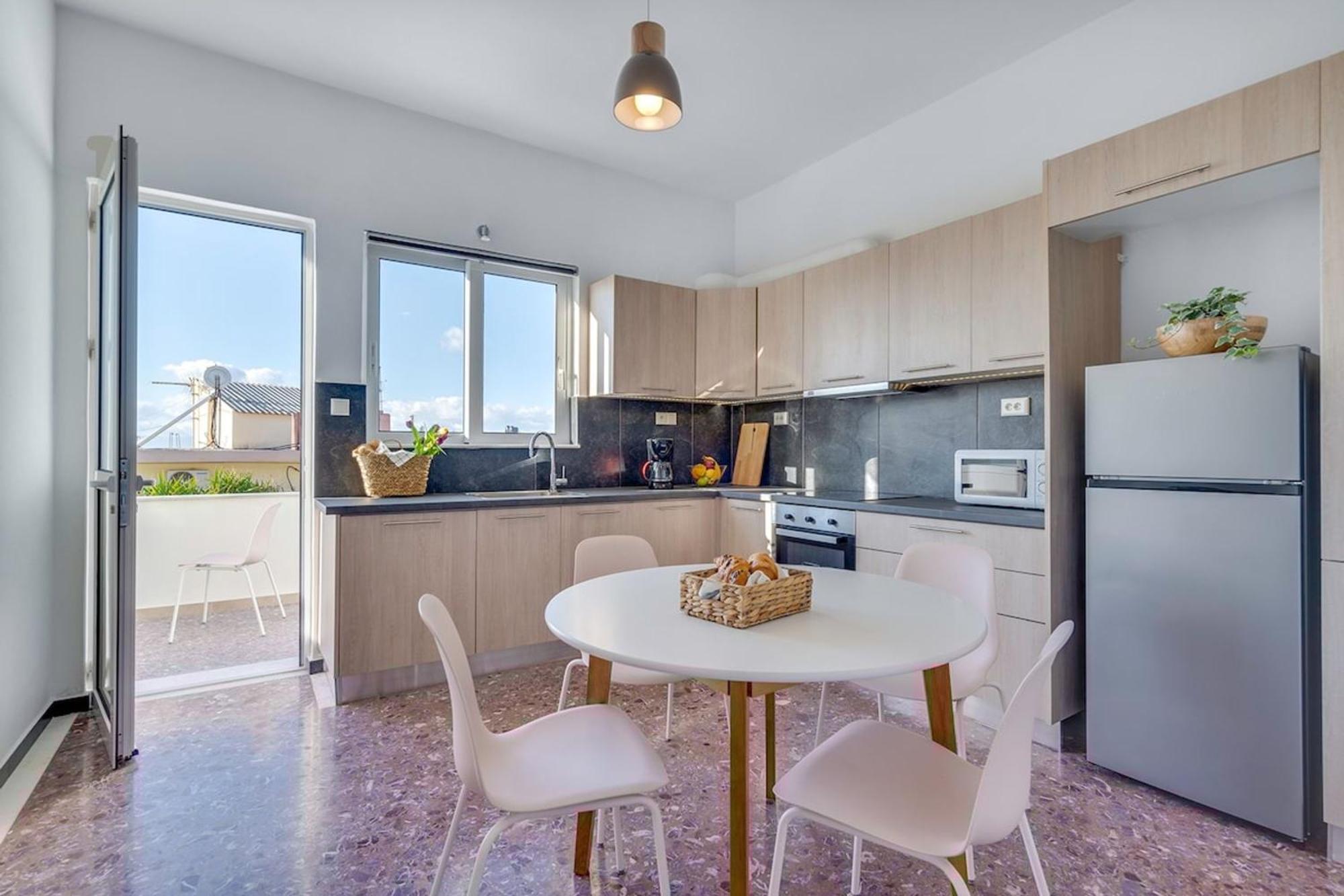 Sea City And Mountain View Apartment Hriszí Aktí Haniá Kültér fotó